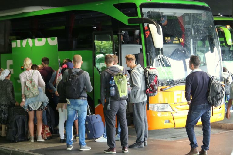 Kennenlernen im bus